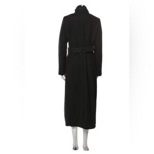 Donnybrook authentic black coat
Size 4